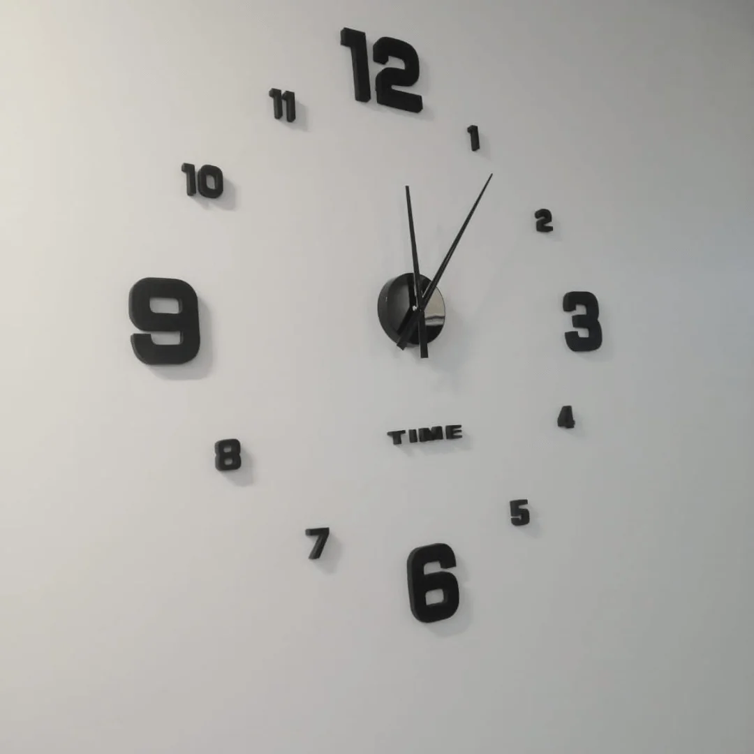 ساعة حائط جداريه 3D ثلاثية الأبعاد – تصميم جذاب وحجم كبير مع خيارات ألوان متعددة