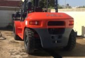 Forklift 10ton rent in Dammam