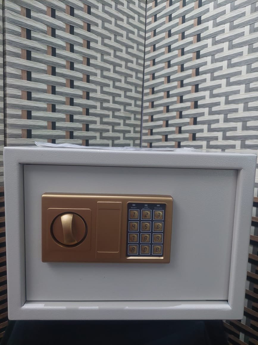 خزنة نقود حديدية – حماية متينة بأفضل الأسعار وخدمة توصيل مجانية