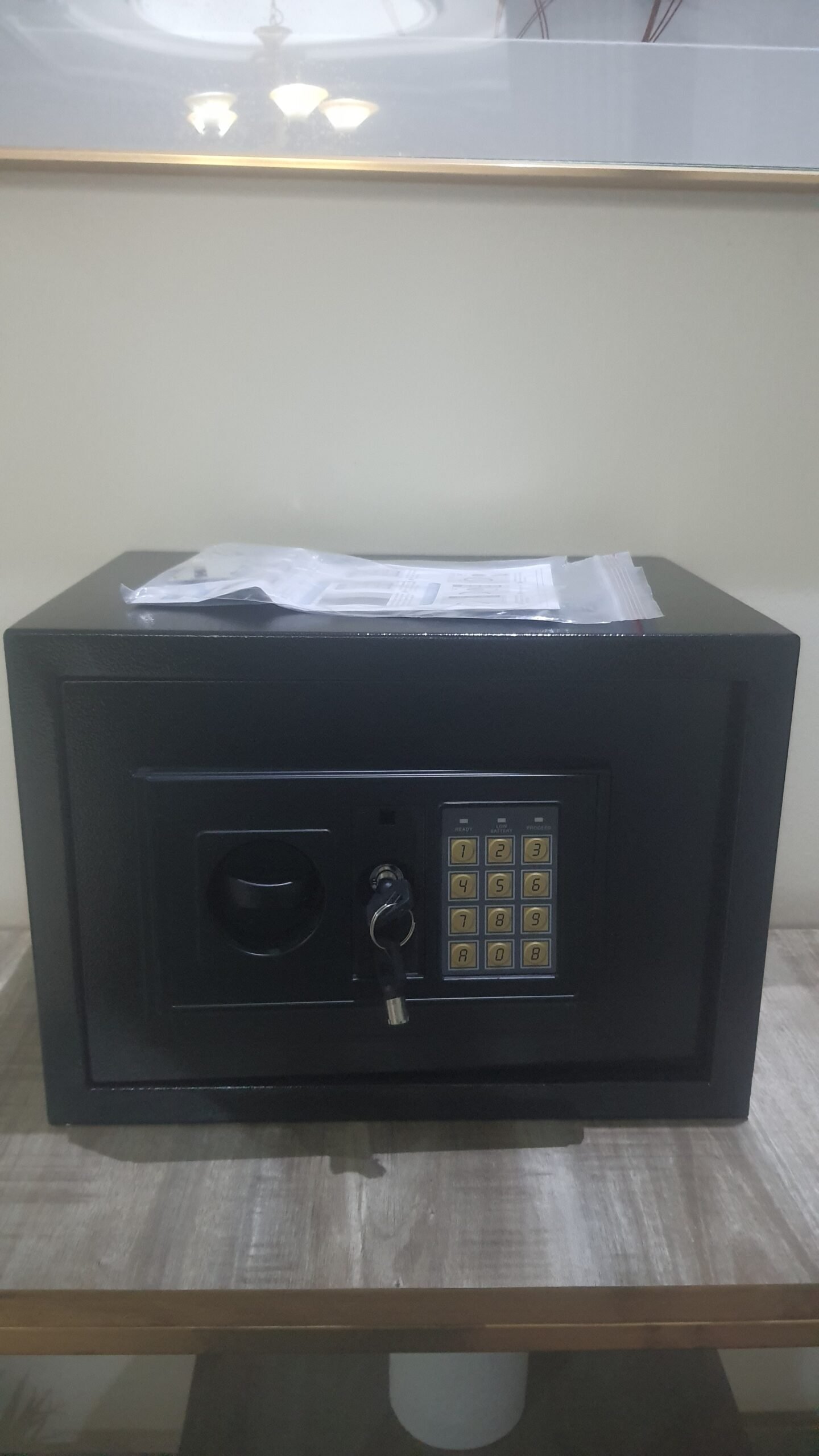 خزنة نقود حديدية – الأمان الأمثل لمقتنياتك الثمينة