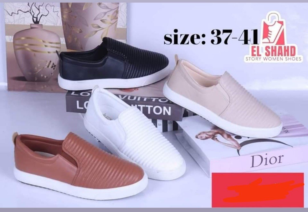 أحذية نسائية