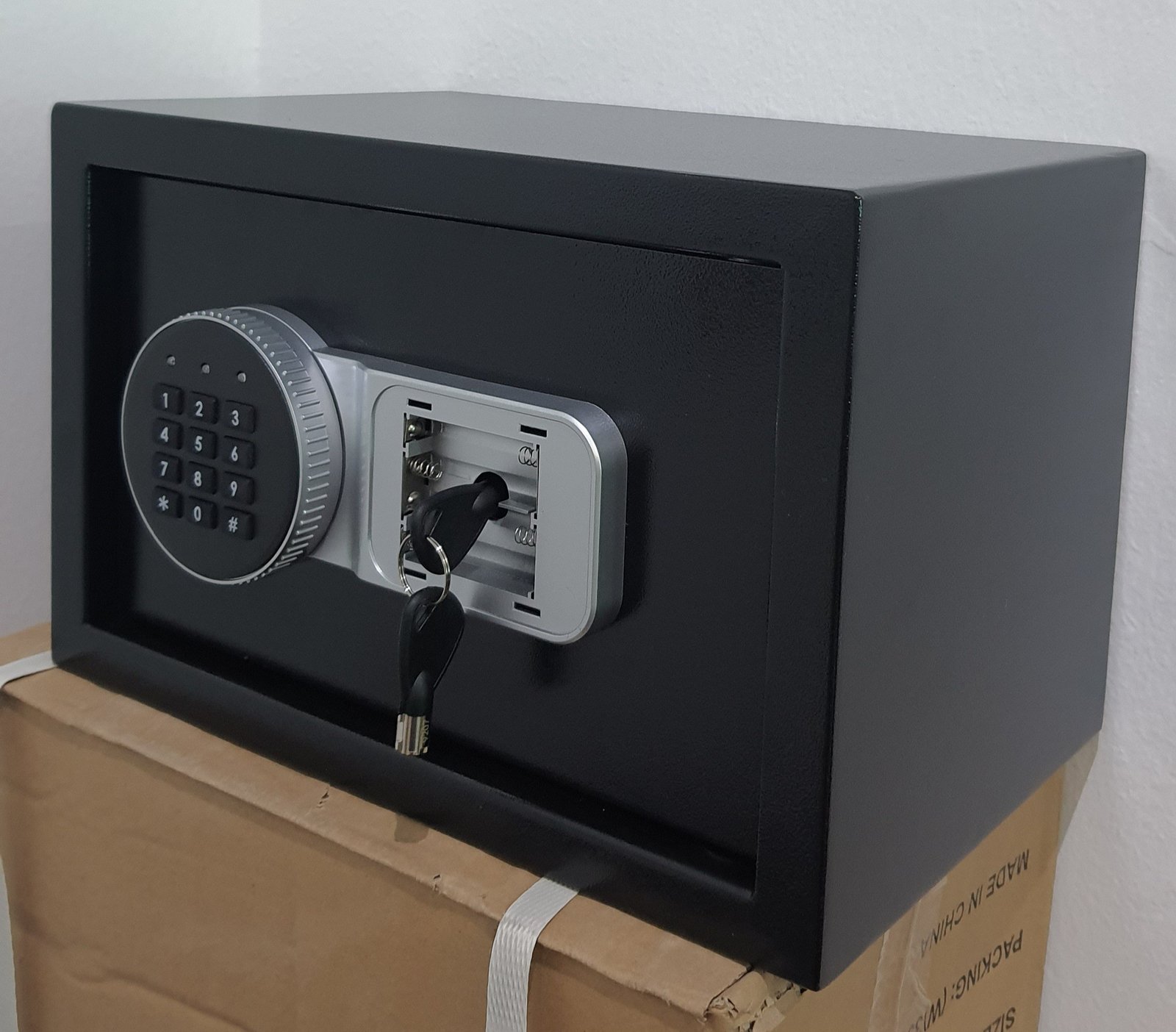 خزنة نقود صغيرة – حماية آمنة وعملية مع الدفع عند الاستلام