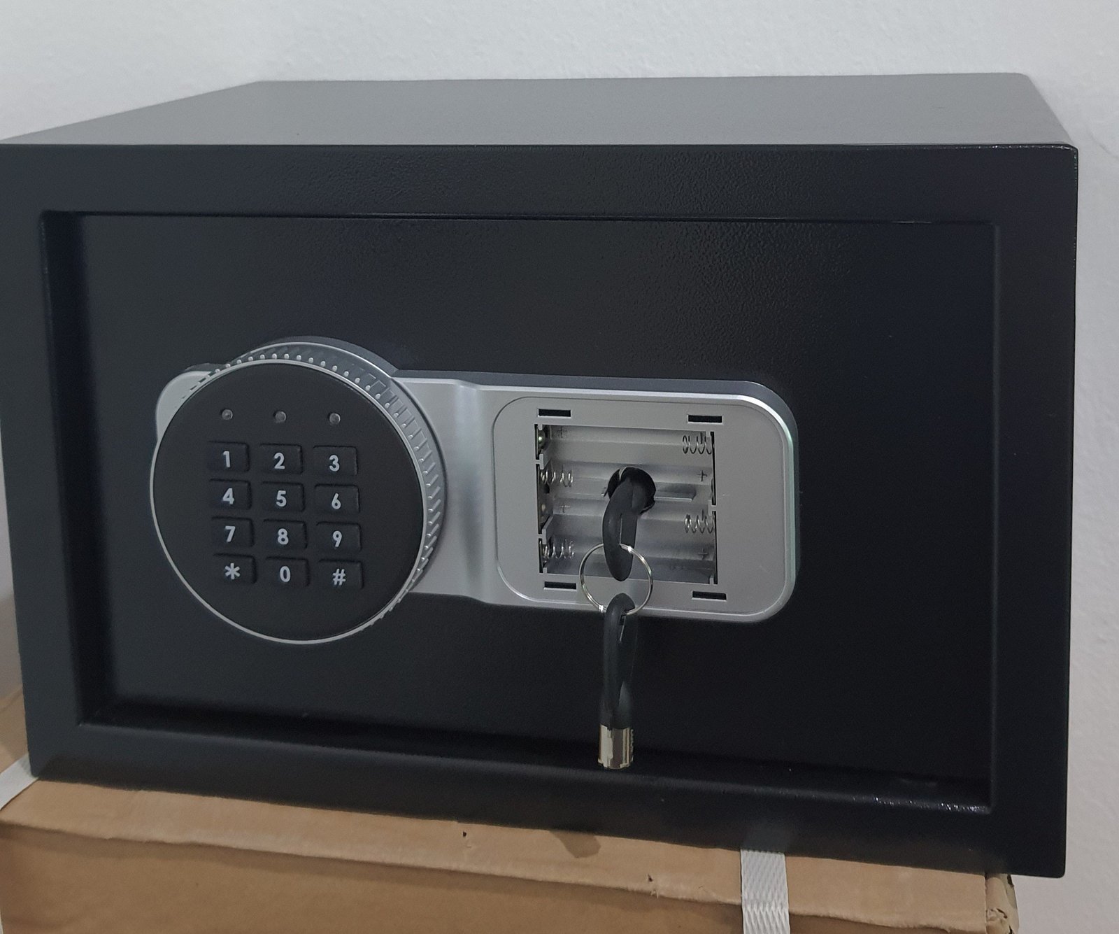 خزنة نقود صغيرة – حماية آمنة وعملية مع الدفع عند الاستلام