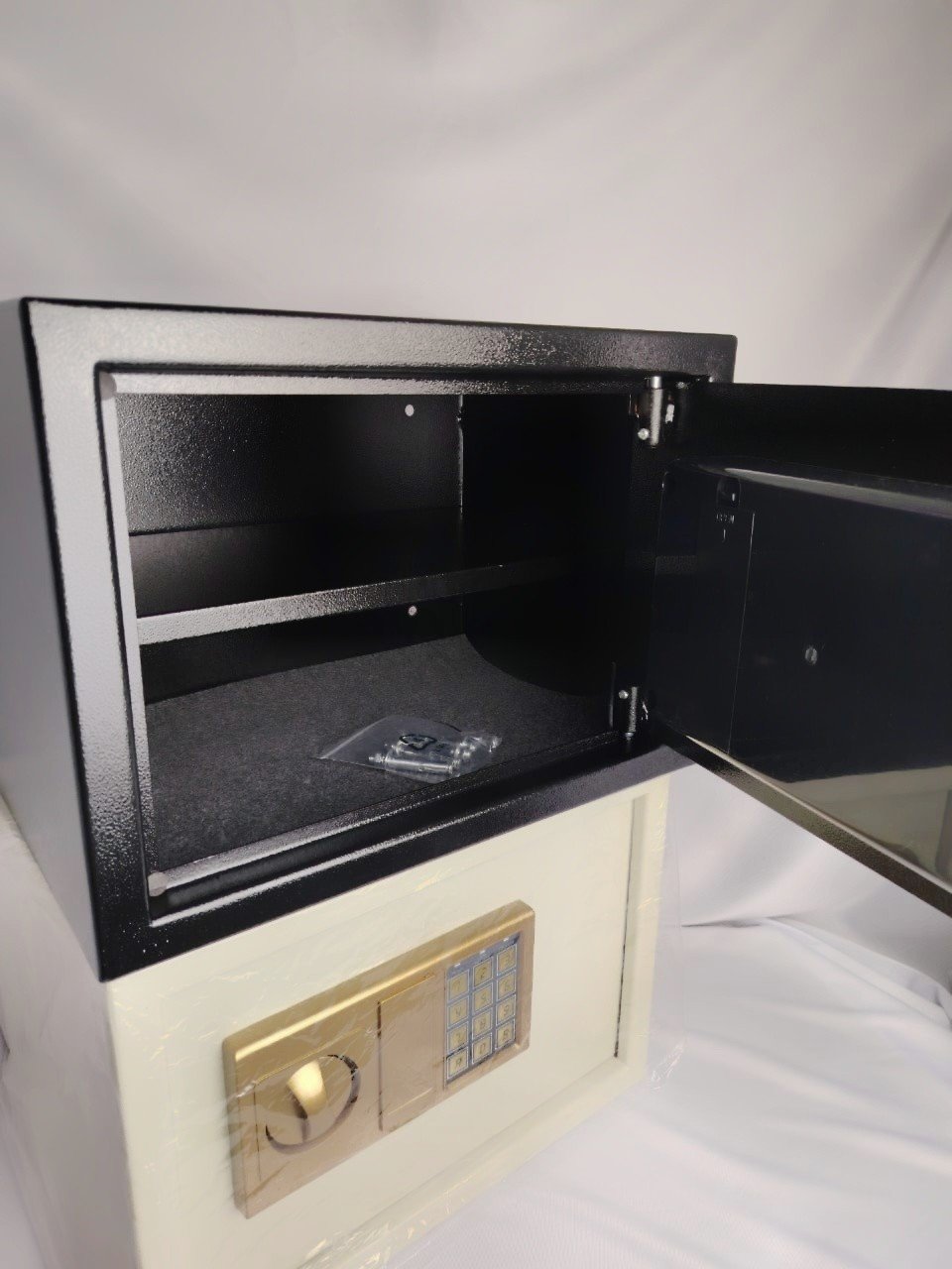 خزنة نقود_التوصيل مجانا