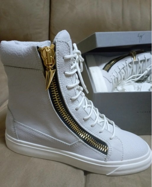 حذاء ماركة زانوتي (zanotti) جديد