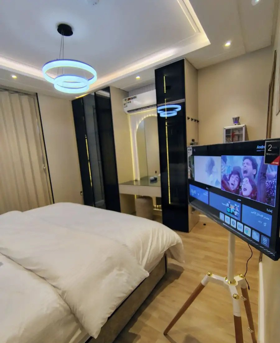 شقة فاخرة مؤثثة بالكامل للإيجار من المالك مباشرة