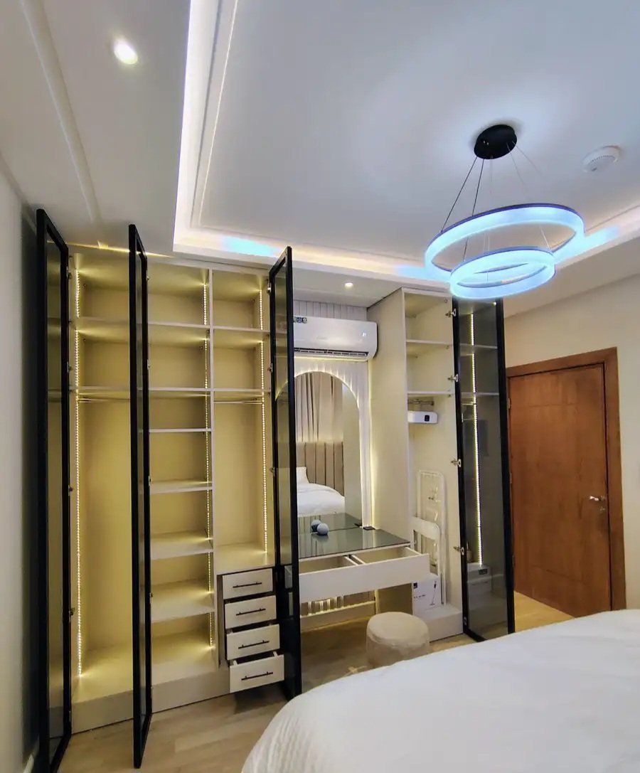 شقة فاخرة مؤثثة بالكامل للإيجار من المالك مباشرة