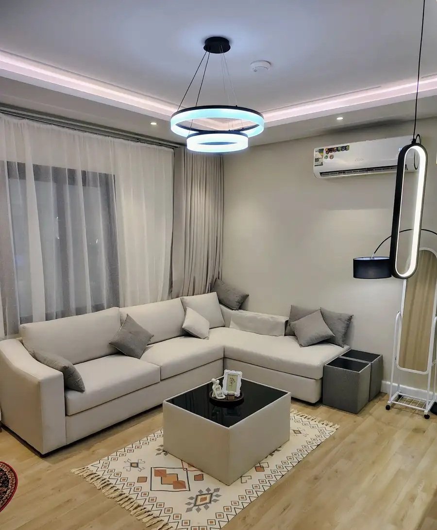 شقة فاخرة مؤثثة بالكامل للإيجار من المالك مباشرة