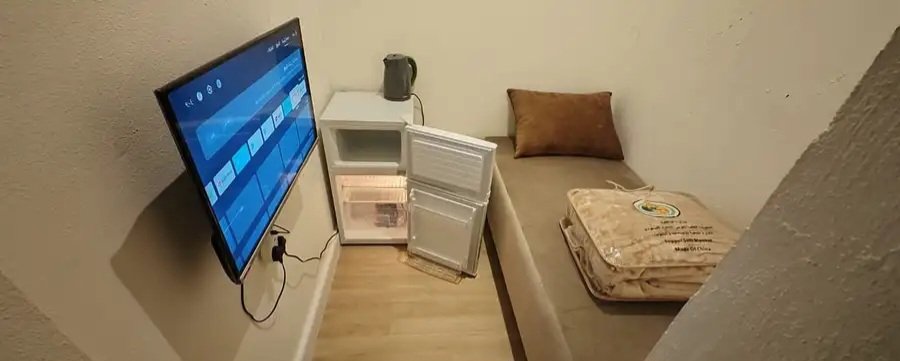 شقة فاخرة مؤثثة بالكامل للإيجار من المالك مباشرة