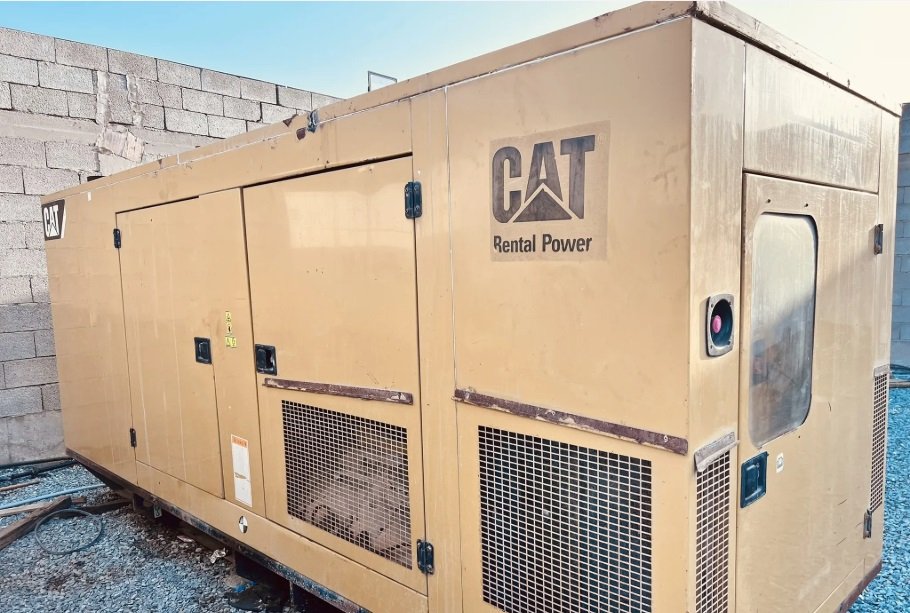 مولد كهرباء كتربلر كاتم الصوت 400 kva