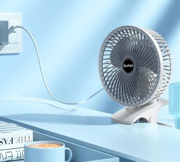 مروحة المكتب بطارية ثلاث سرعات، مزودة بمشبك لتثبيتها على الأسطح، خفيفة الوزن