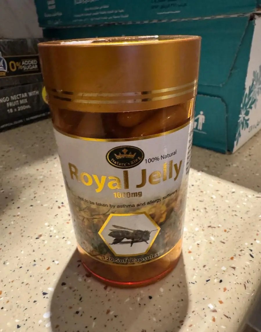 كبسولات غذاء ملكات النحل