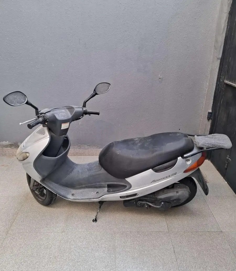 دراجة نارية سوزوكي ادرس 110