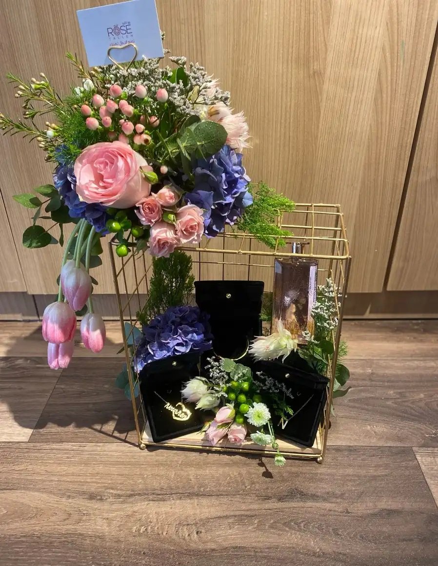 منسق ورد أبحث عن وظيفة