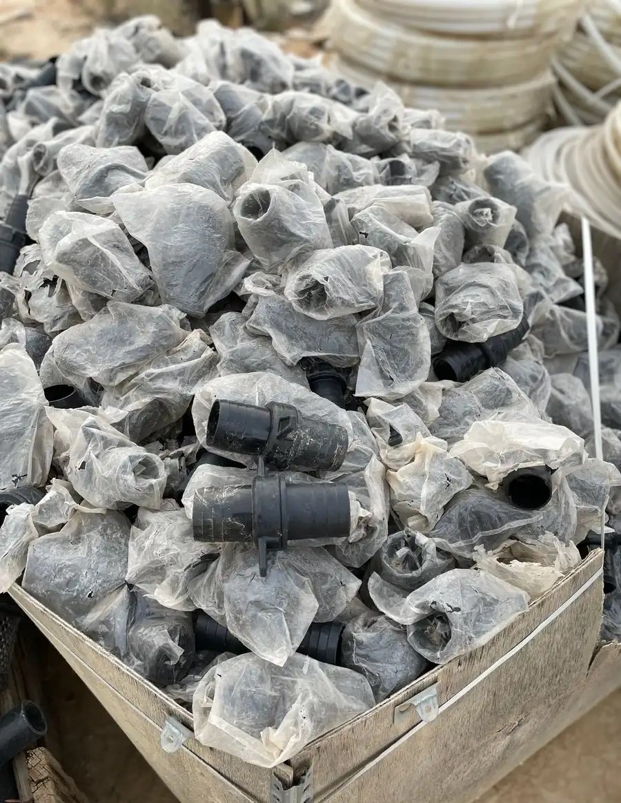 أدوات تسليك زراعيه ومياه