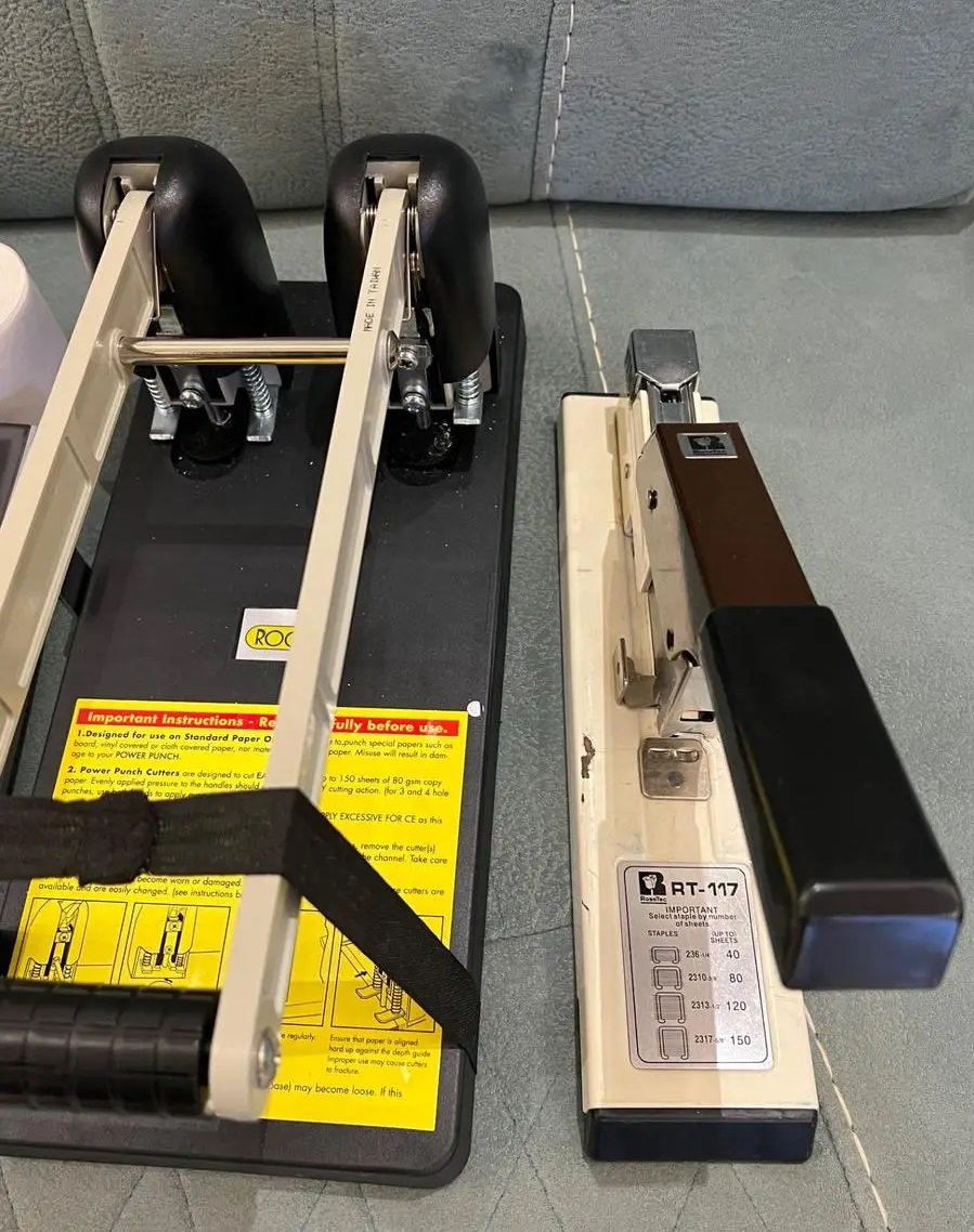 لوازم مكتبيه الكترونيه للمطاعم او الاغراض الشخصيه