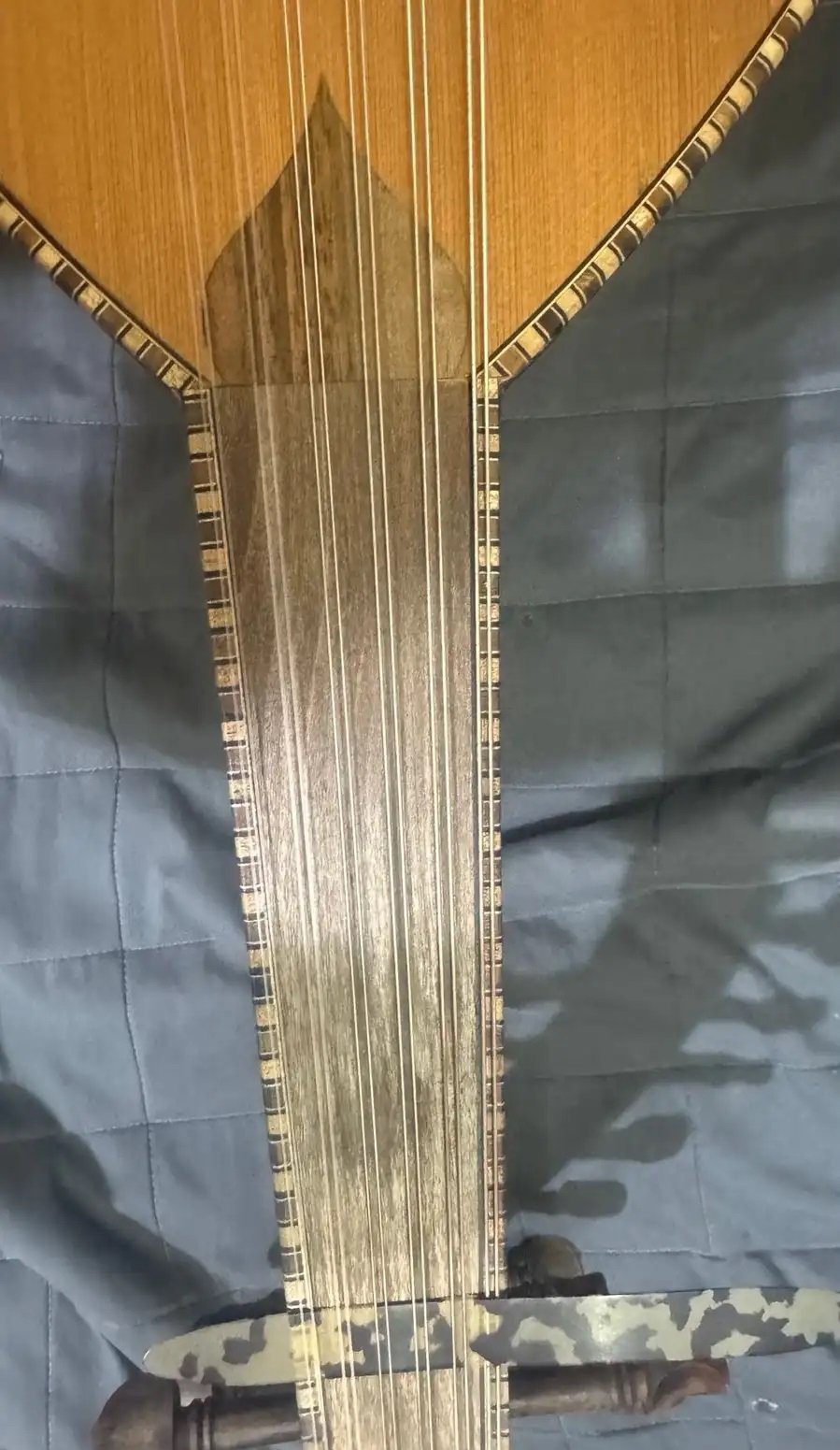 آلة عود صناعة زرياب موديل شامي