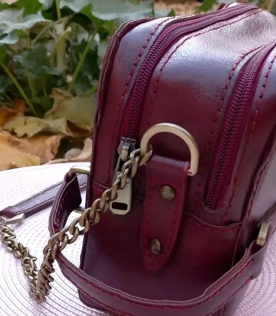 حقيبة يد نسائية من الجلد الطبيعي الفاخر – صناعة يدوية