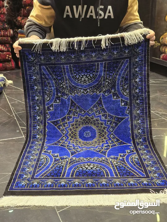 سجادة إيرانية فاخرة مصنوعة يدويًا