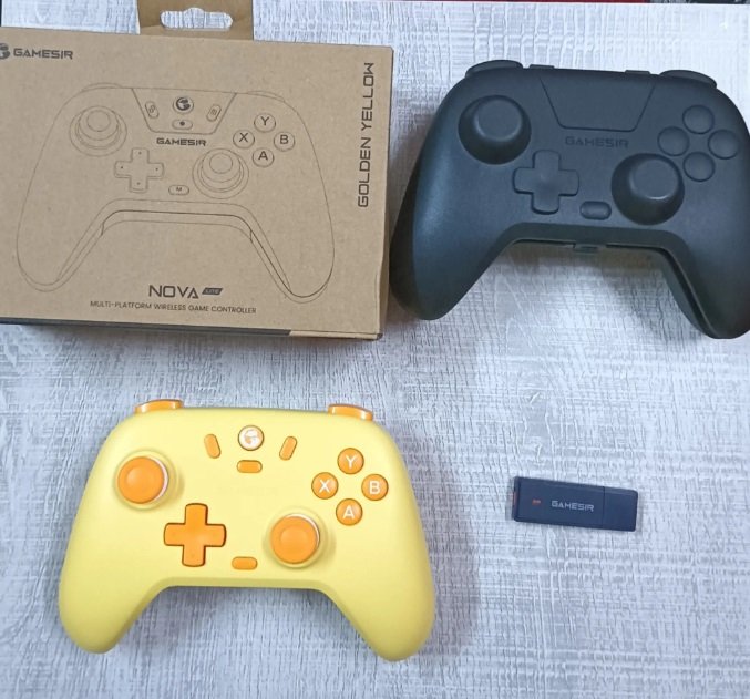 يد Gamesir nova lite