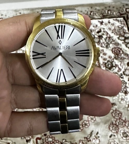 ساعه يد كلاسيكيه ماركه افالري صناعه سويسريه