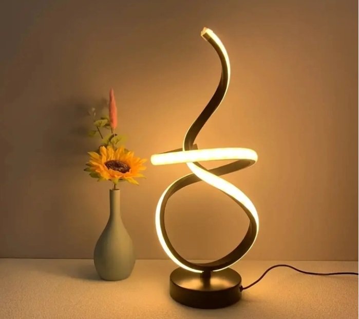 مصباح طاولة ليد عصري بمفتاح تحكم اشكال مختلفه