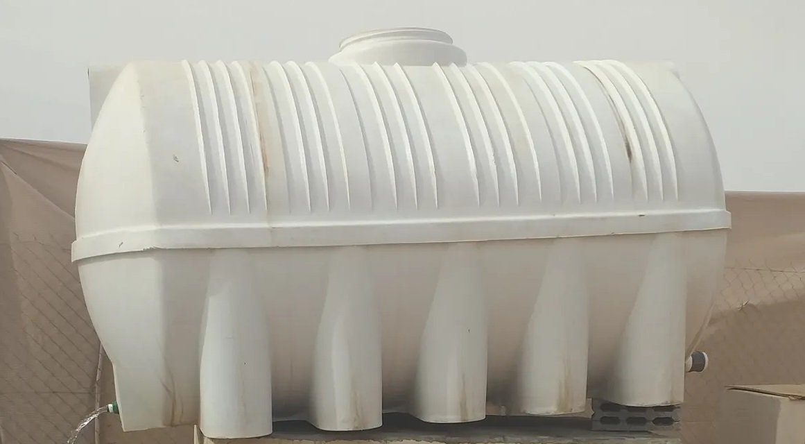 لحام وصيانه خزانات الفيبر والبلاستيك