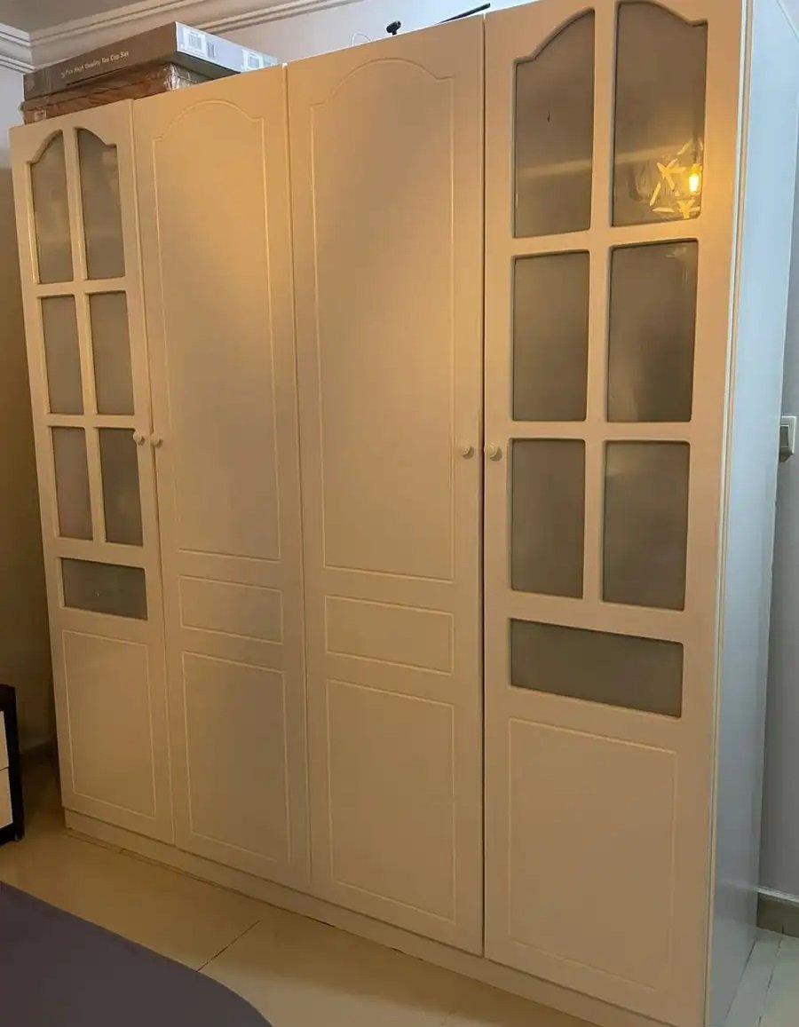 دولاب نظيف كبير ب500 ريال