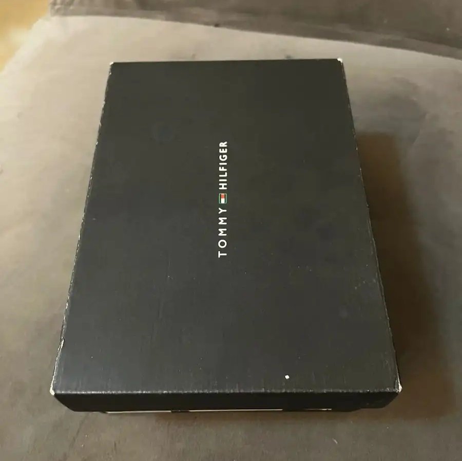 كوتش تومي اطفال مقاس 26