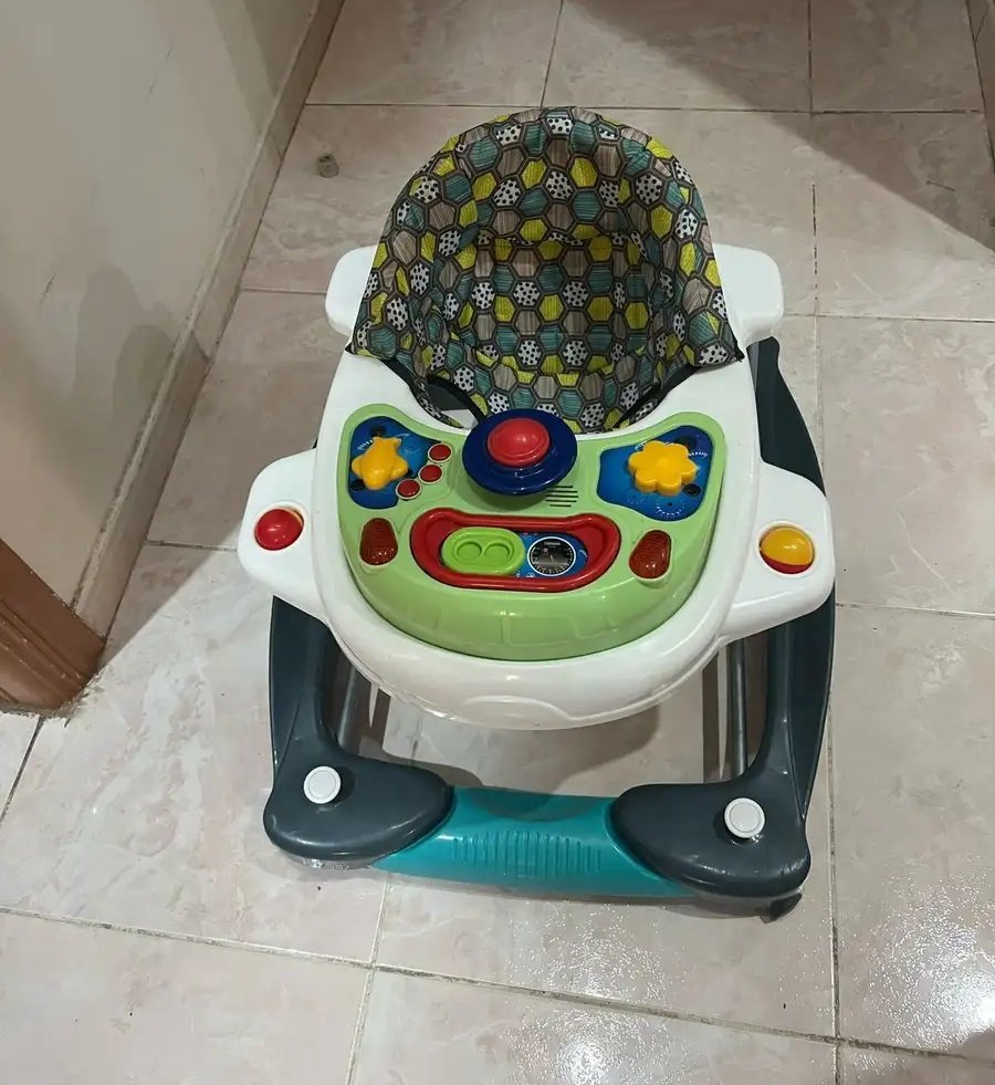 اغراض للبيع مستلزمات اطفال