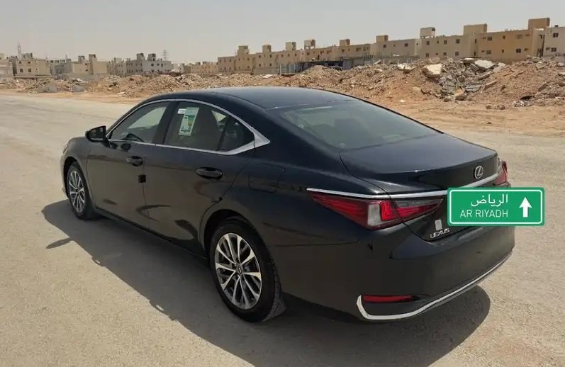 لكزس 2024 اسود. فئة 250