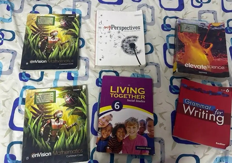 كتب انترناشونال مراحل مختلفة