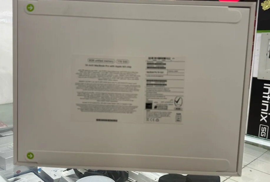 Laptop Apple MacBook Pro M3 chip 8‐core CPU, 8GB Ram, 1TB SSD, 10‐core GPU, 14.2-inch display