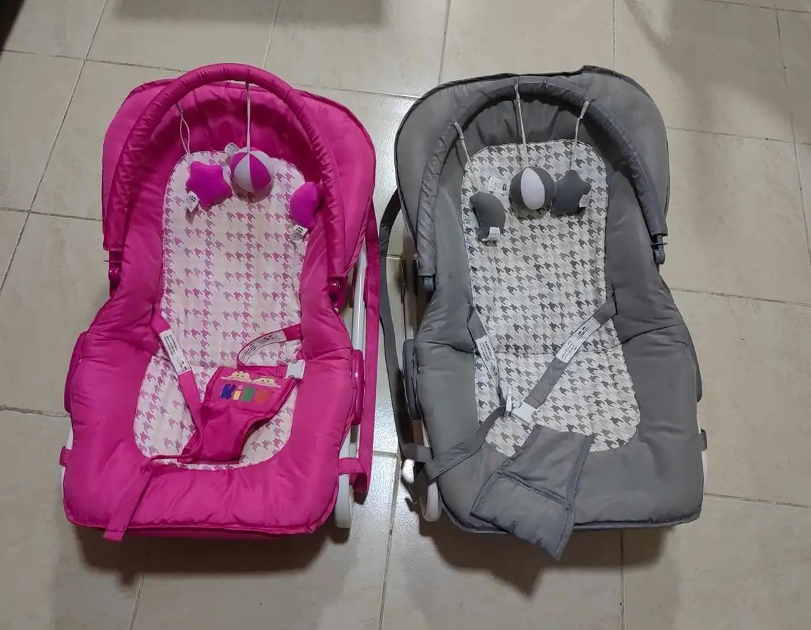 كرسي اطفال ولادي و بناتي