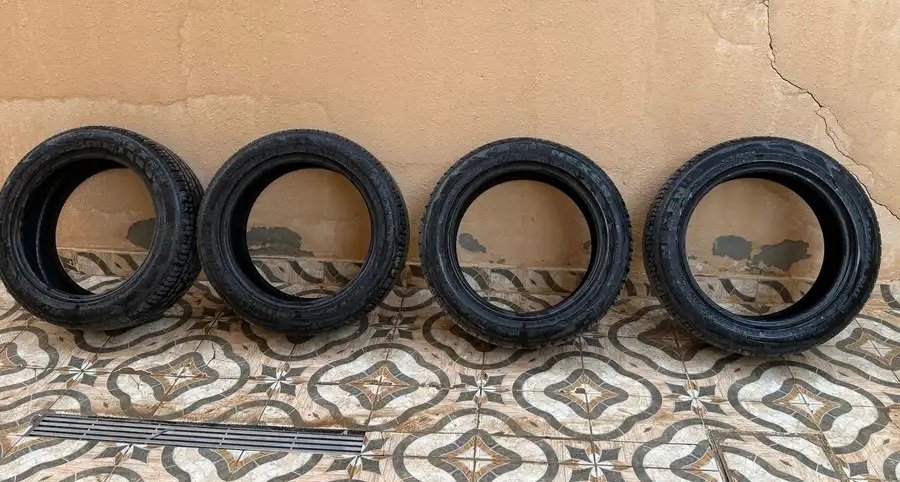 للبيع كفرات مقاس 18 جديده