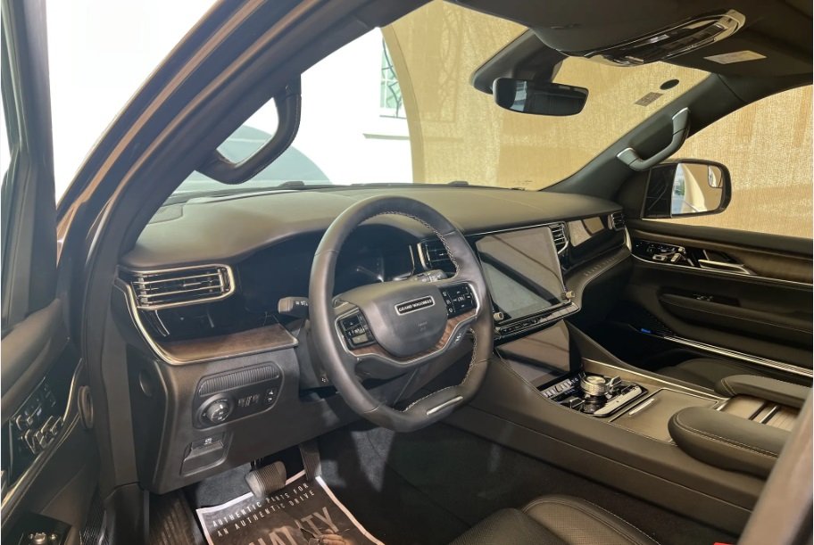 جيب جراند واجونير 2023 رمادى كسر زيرو