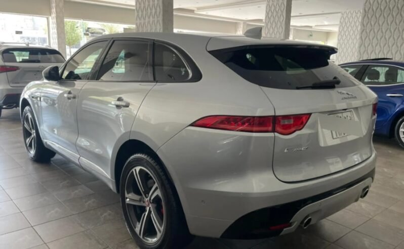 Jaguar F-Pace 2017 Sport
