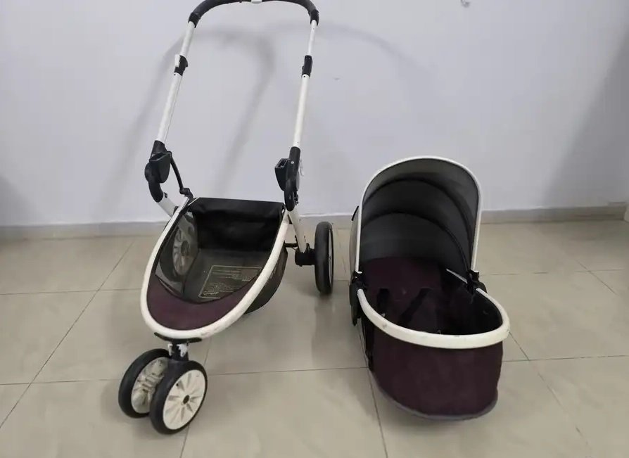 عربة أطفال 3عجلات