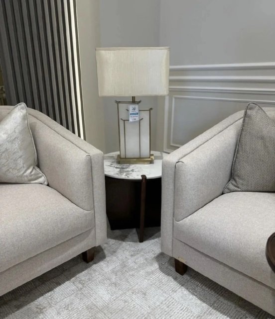 تفصيل كنب وستائر فخمة حسب الطلب – جودة وضمان