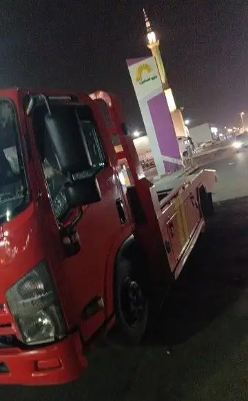 سطحه لنقل السيارات هيدروليك وعايدي داخل الرياض والتقديرات