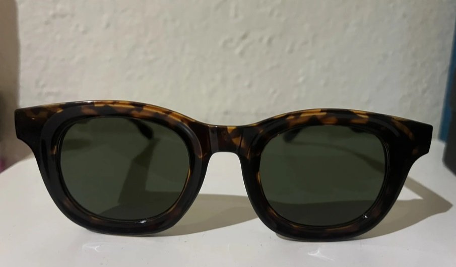 UV protection sunglasses, UV400.