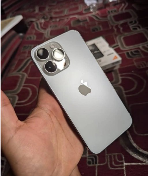 آيفون 14برو ماكس اللون الثلجي الهاتف للبيع السعر 1900ريال