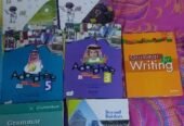 كتب مدرسية مستعملة و جديدة للبيع