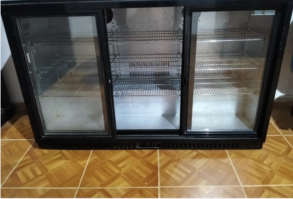 بيع غرف تبريد وتجميد وثلاجات عرض