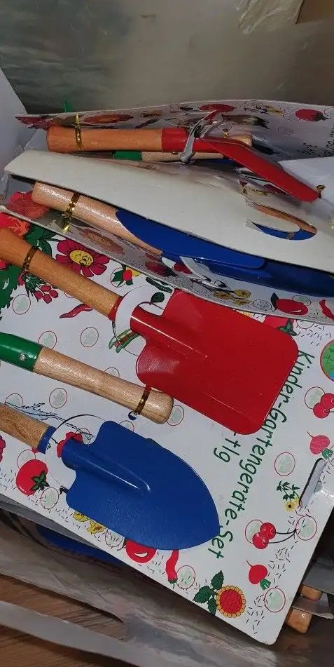 مجاريف ادوات زراعه اطفال روضة تعليمي