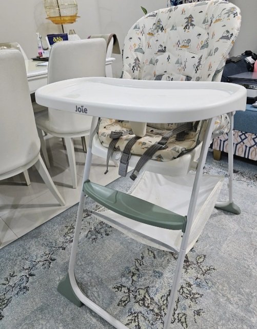 For RUSH SALE – (Used) Folding Baby High Chair (Joie brand), White, sturdy, good as new