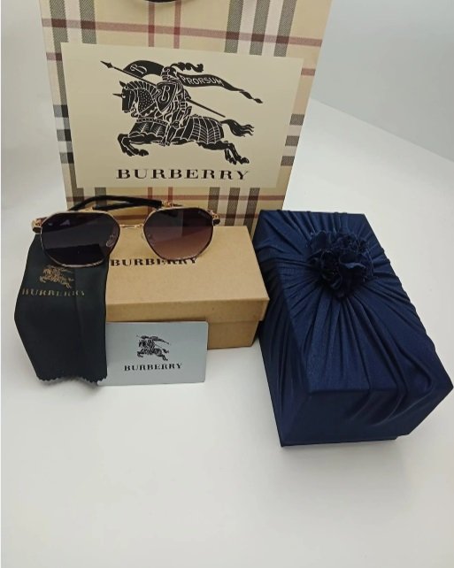 نظارات ماركة بربري