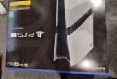 PLAYSTATİON 5 PRO