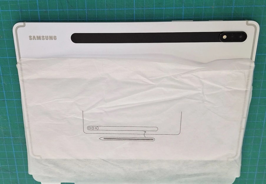 تابلت سامسونج جالاكسي S8 فضي. بوصة 11 . 128 جيجا . 5g . رام 8 جيجا . حالة جديد تماما بالكرتونة