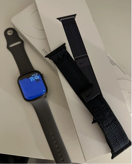 ساعة أبل الإصدار العاشر Titanium GPS + Cellular مقاس 46mm ، استخدام شهر واحد فقط، اخت الجديدة